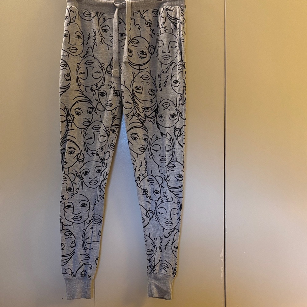 Maya Angelou Youth Graphic Joggers Medium 7/9
